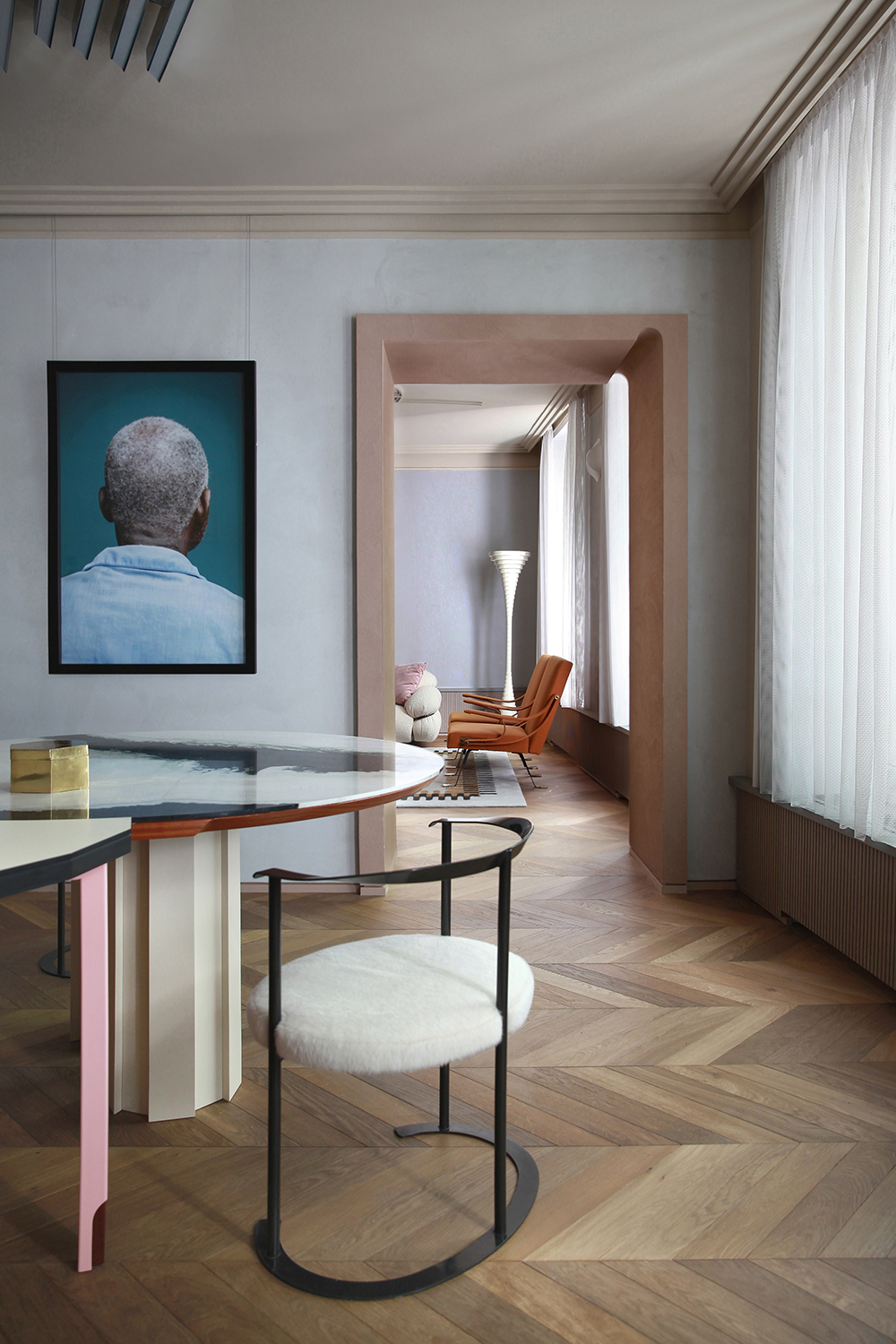 Appartement parisien décoré Marcante Testa chaise